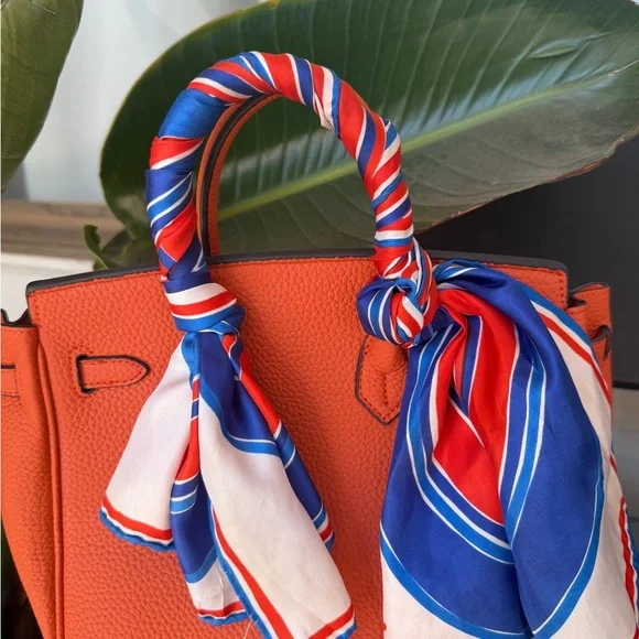 Burnt Orange Designer Handbag 💕 - Picture 2 of 7